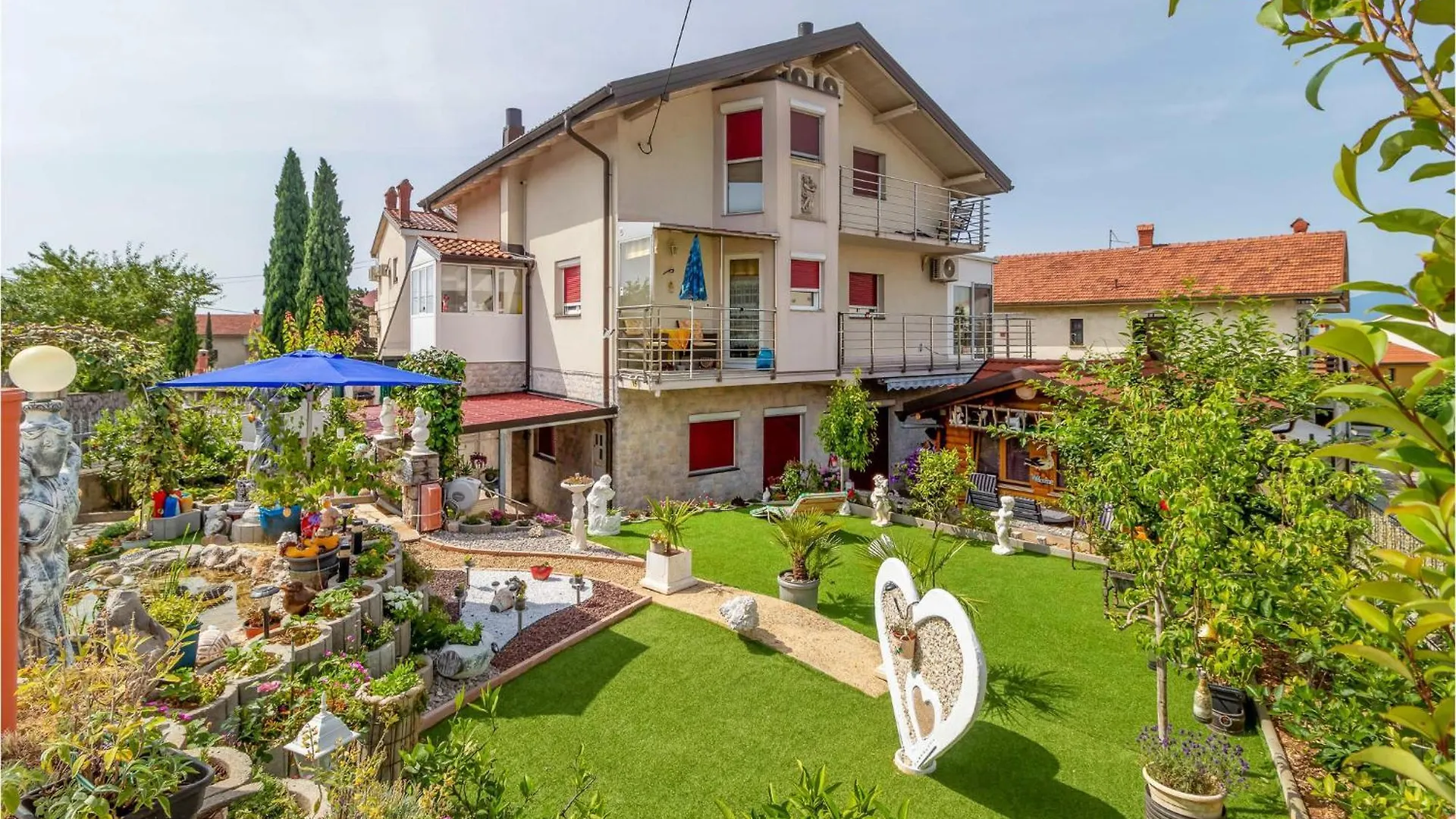 Gorgeous Apartment In Rijeka With Jacuzzi