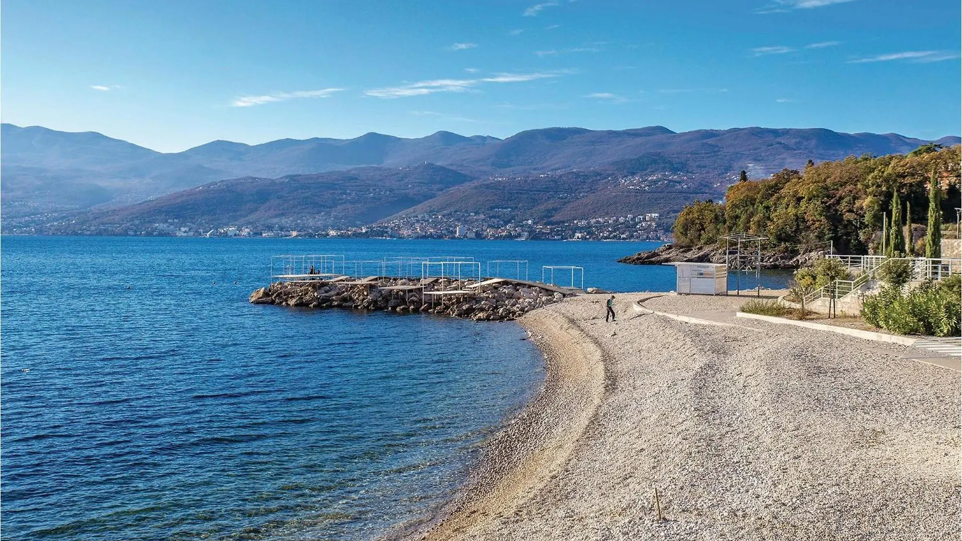 Gorgeous Apartment In Rijeka With Jacuzzi